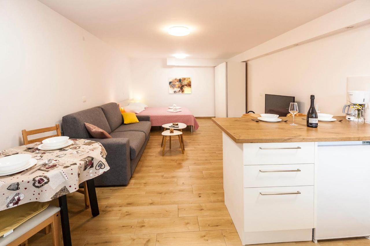 Studio & Apartment 'The Roots Apartments' Near Pula, Istria, Croatia Екстер'єр фото