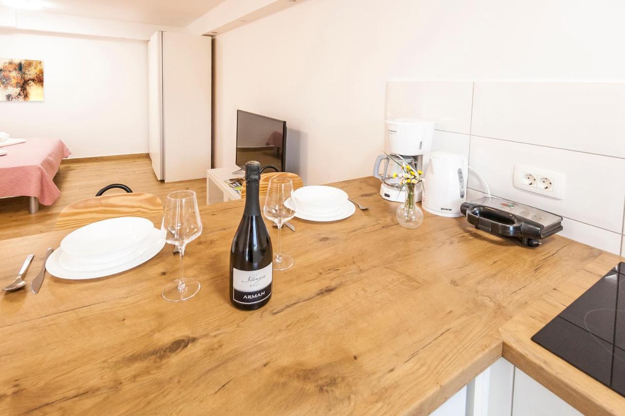 Studio & Apartment 'The Roots Apartments' Near Pula, Istria, Croatia Екстер'єр фото