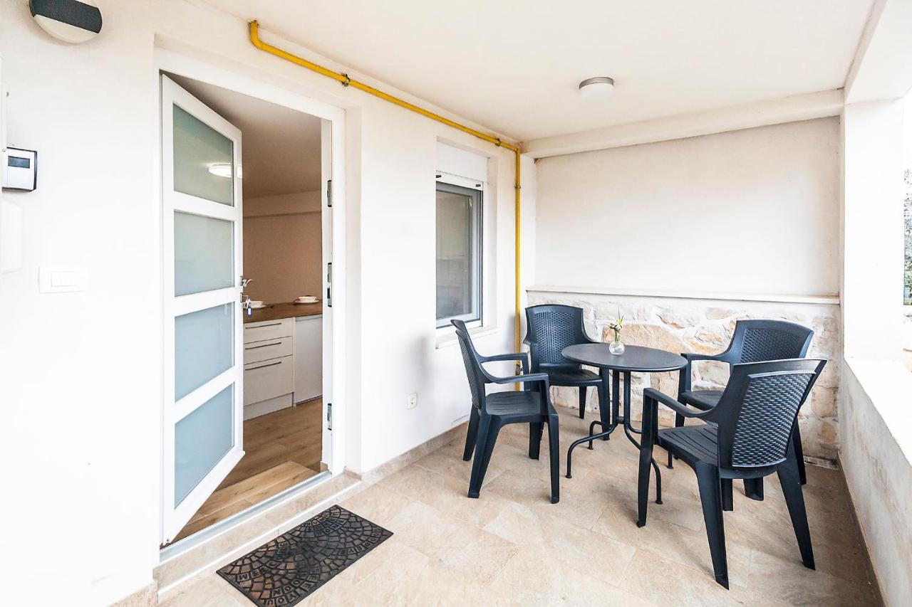 Studio & Apartment 'The Roots Apartments' Near Pula, Istria, Croatia Екстер'єр фото