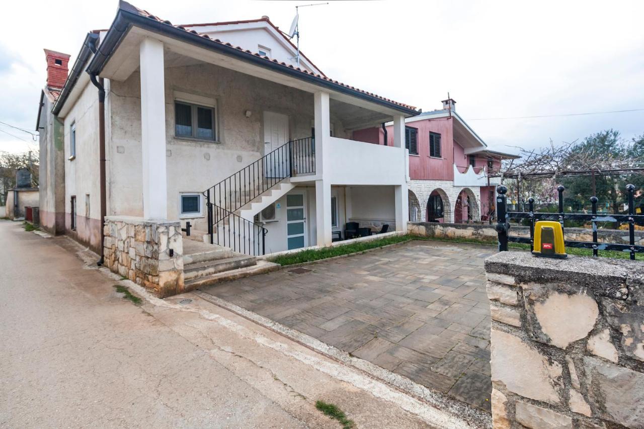 Studio & Apartment 'The Roots Apartments' Near Pula, Istria, Croatia Екстер'єр фото